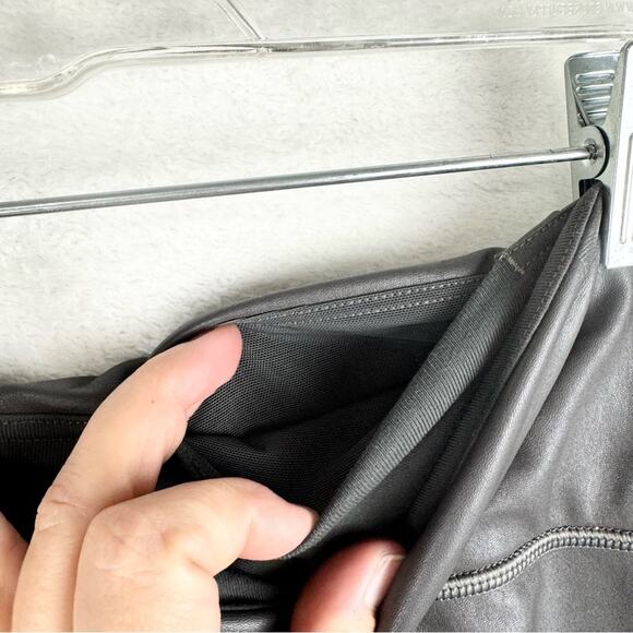 Athleta All Over Gleam Active Tight Pant Legging Arol Gray Faux Leather Size S - Picture 8 of 13